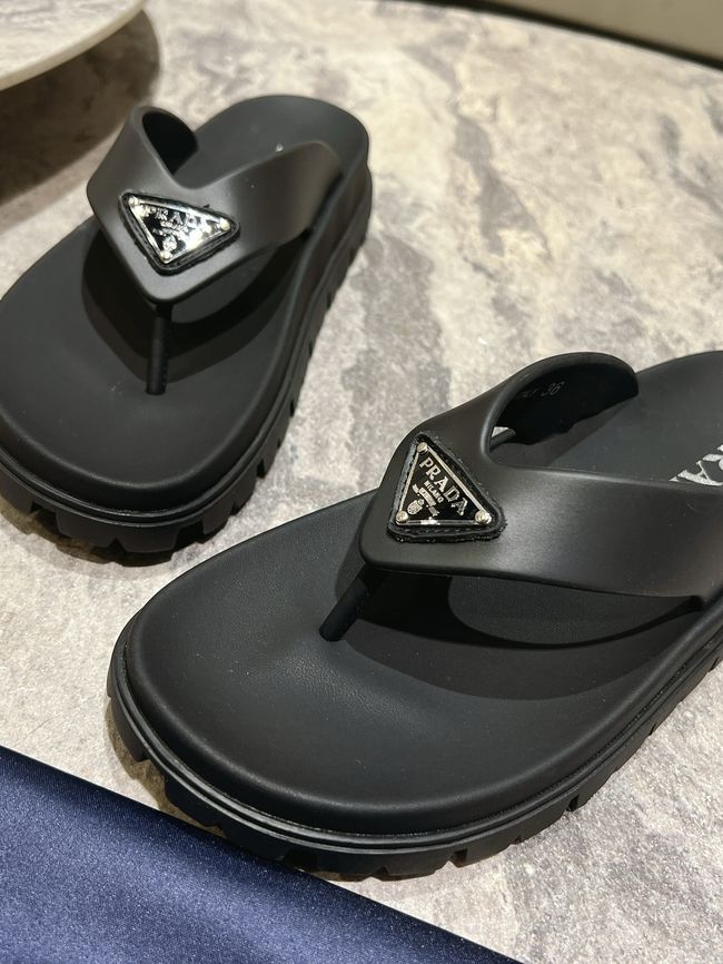 Prada Thongs 64233-3