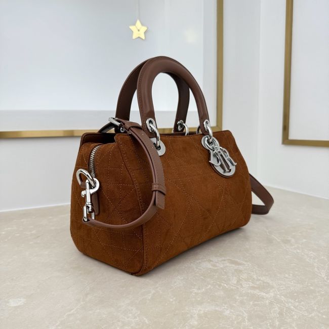 Small Dior Granville Bag Golden Saddle Flat Macrocannage Suede Calfskin M1441OH Small Dior Granville Bag Golden Saddle Flat Macrocannage Suede Calfskin M1441OH