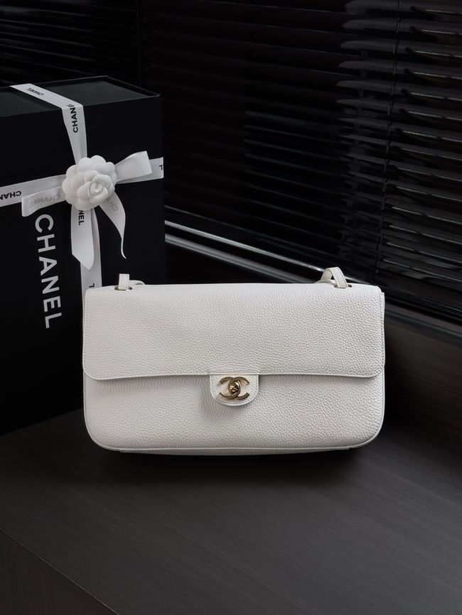 Chanel Maxi Flap bag AS6231 white&gold-Tone Metal