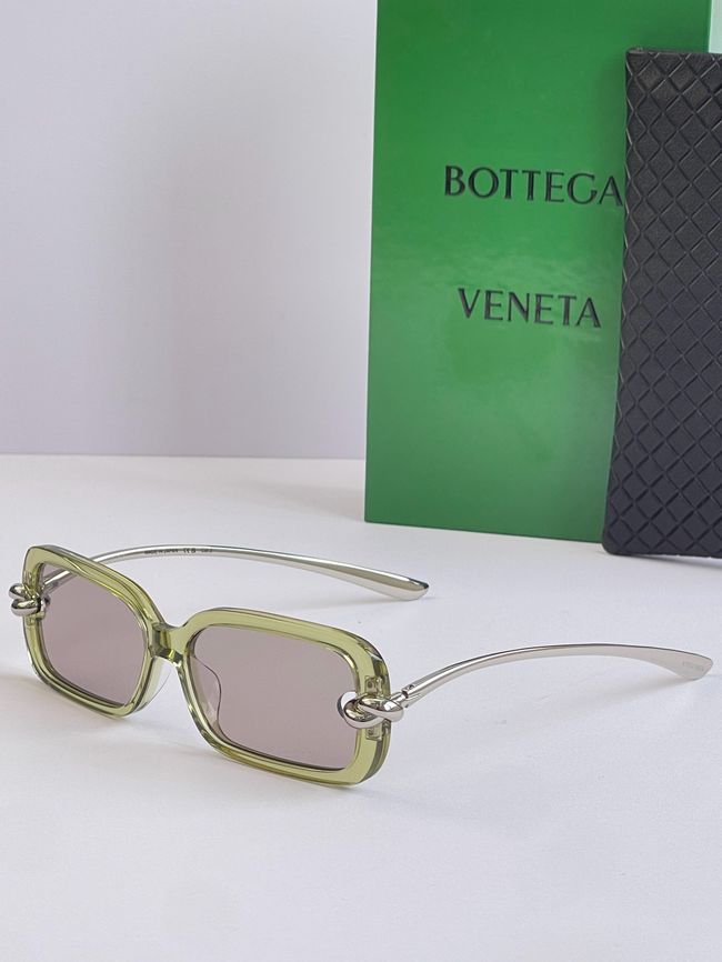 Bottega Veneta Sunglasses 821448-5
