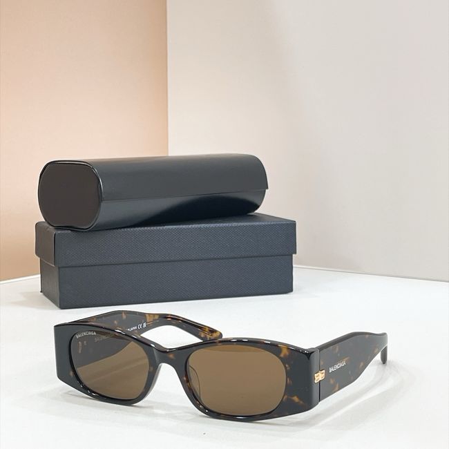 Dolce & Gabbana Sunglasses 821450-5 Dolce & Gabbana Sunglasses 821450-5