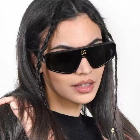 Dolce & Gabbana Sunglasses 821453-1