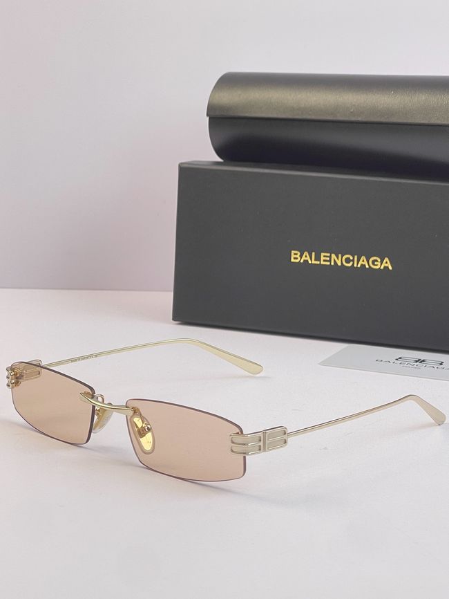 Balenciaga Sunglasses 821458-3