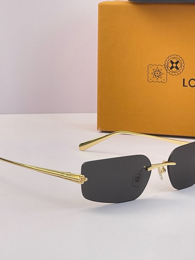Louis Vuitton Sunglasses 821473-1 Louis Vuitton Sunglasses 821473-1