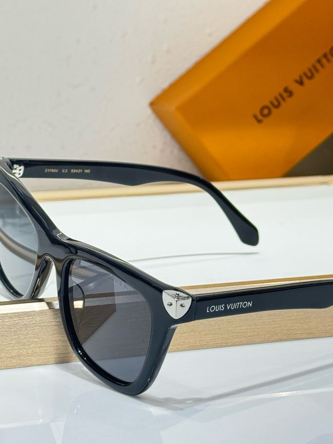 Louis Vuitton Sunglasses 821477-5 Louis Vuitton Sunglasses 821477-5