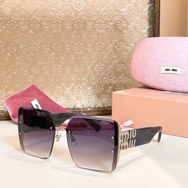 MiuMiu Sunglasses 821485-2