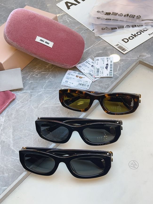MiuMiu Sunglasses 821486-1 MiuMiu Sunglasses 821486-1