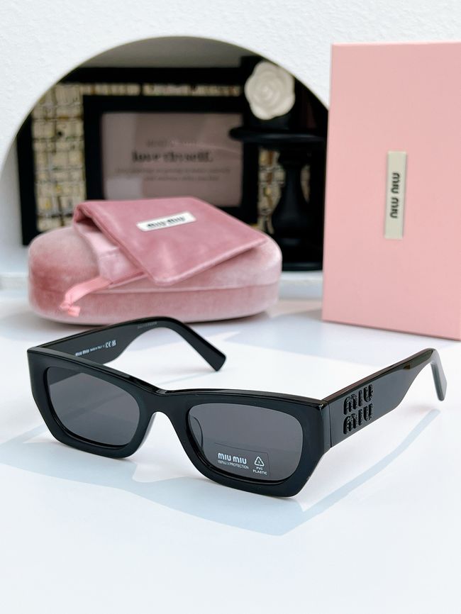 MiuMiu Sunglasses 821489-1 MiuMiu Sunglasses 821489-1