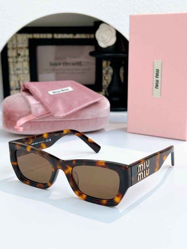 MiuMiu Sunglasses 821489-6 MiuMiu Sunglasses 821489-6