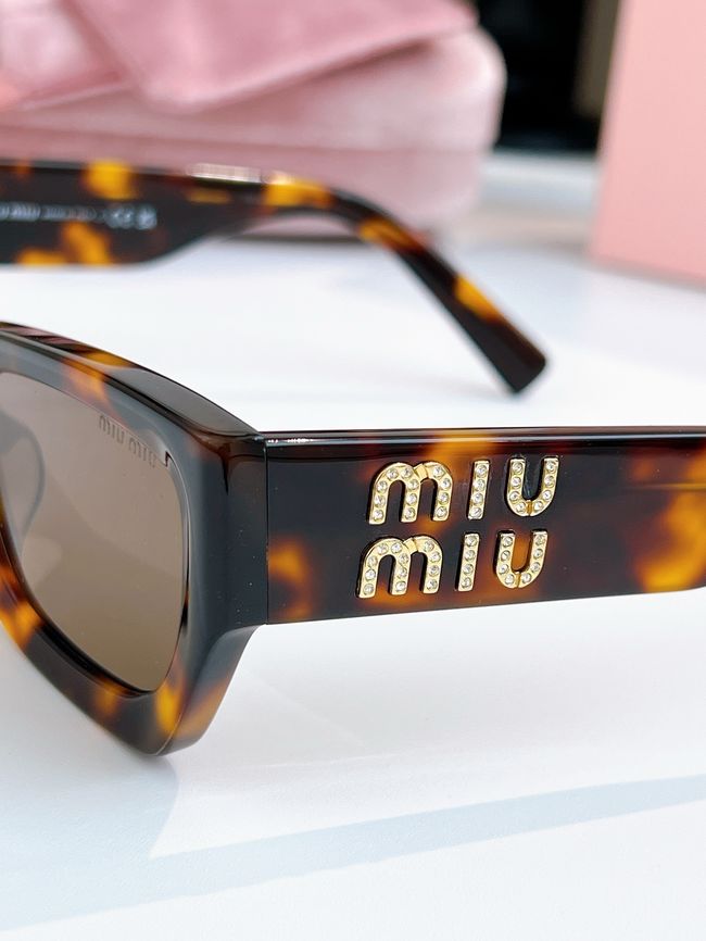 MiuMiu Sunglasses 821489-6 MiuMiu Sunglasses 821489-6
