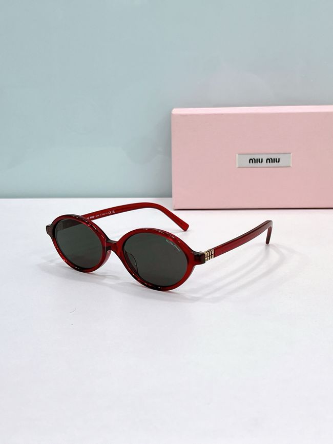 MiuMiu Sunglasses 821491-5