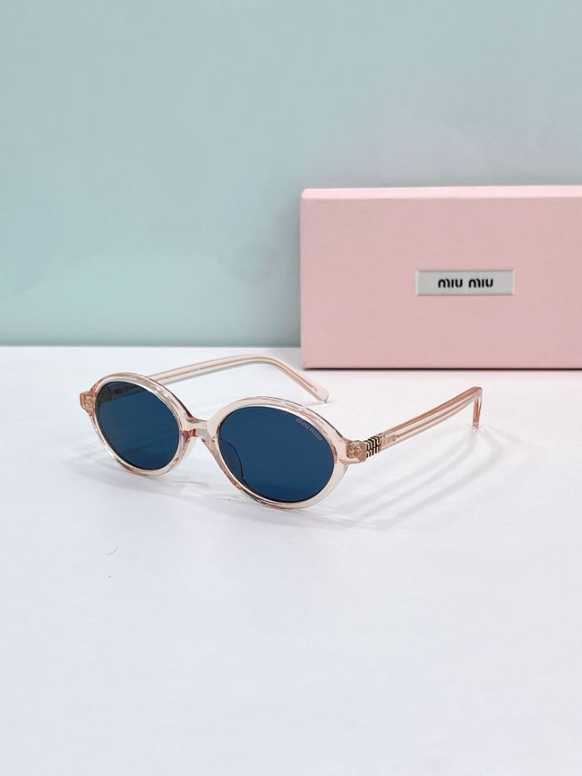 MiuMiu Sunglasses 821491-7