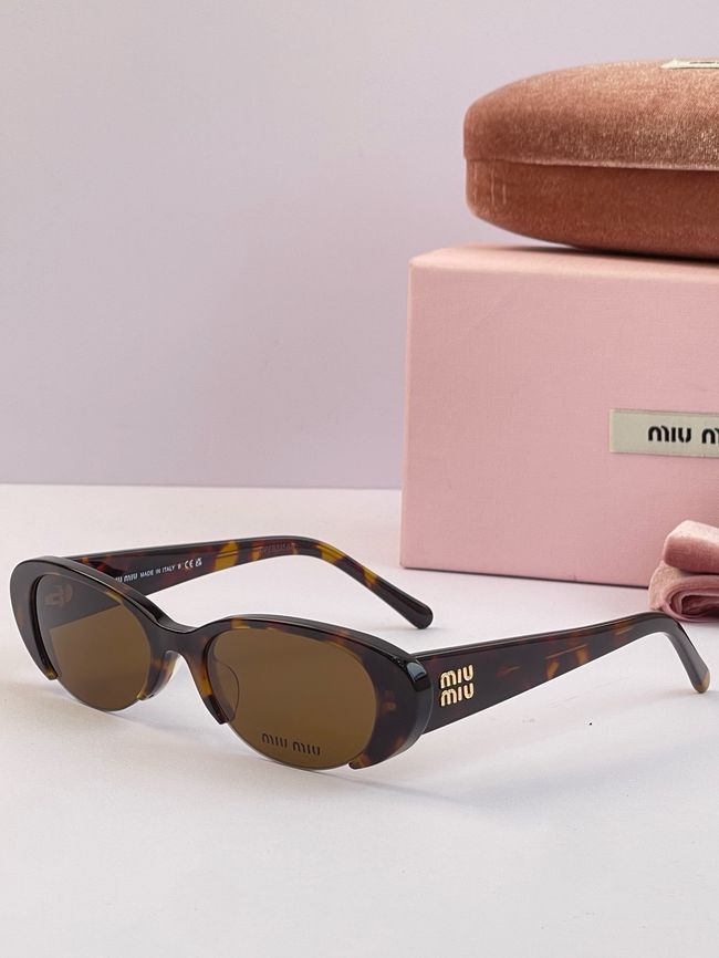 MiuMiu Sunglasses 821494-2