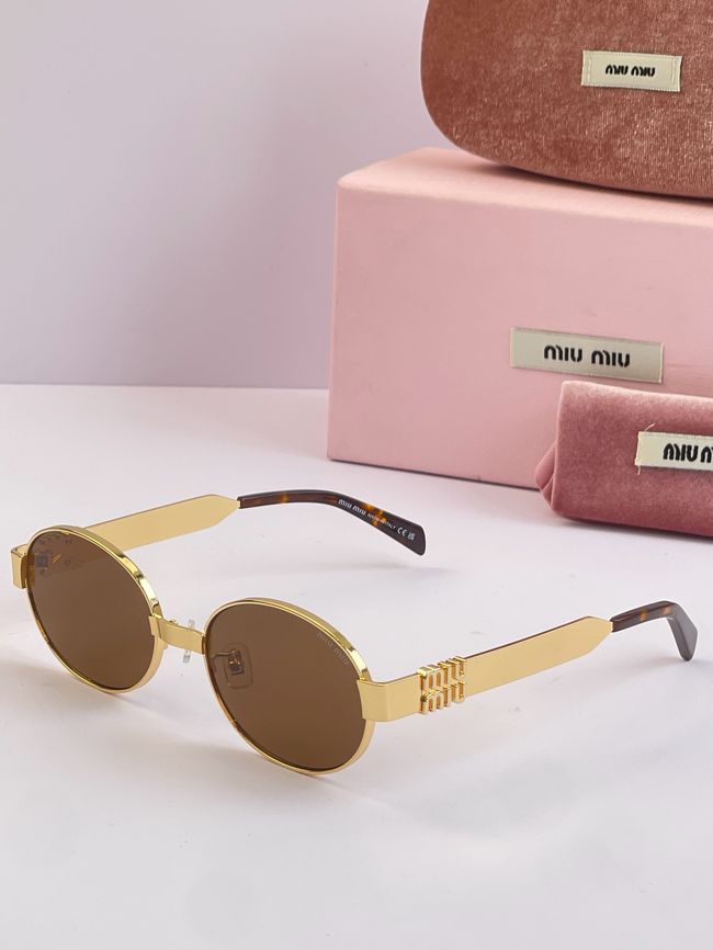 MiuMiu Sunglasses 821495-4