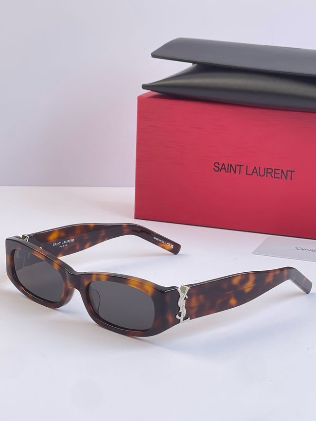 Saint Laurent Sunglasses 821511-3