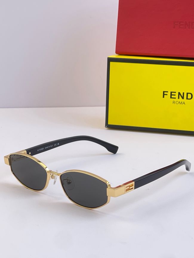 Fendi Sunglasses 821543-3
