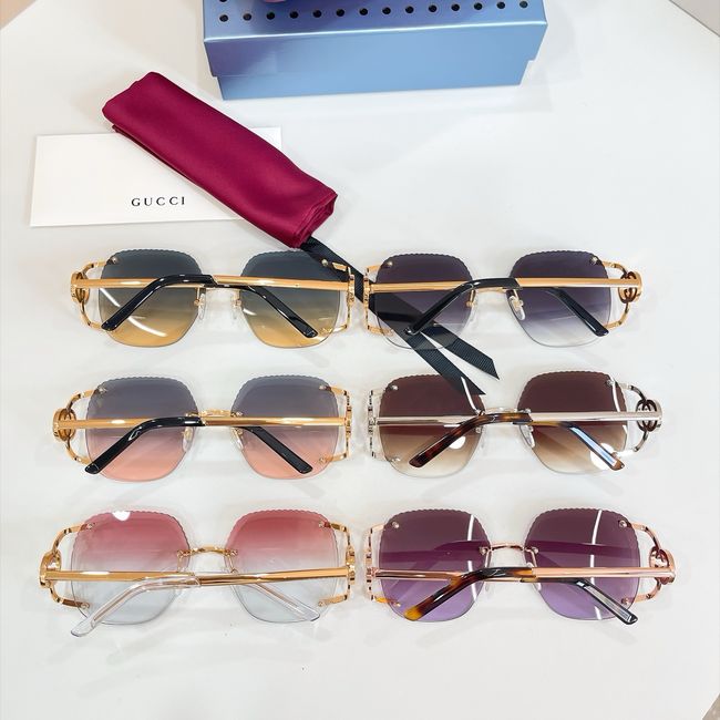 Gucci Sunglasses 821535-5