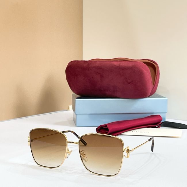 Gucci Sunglasses 821560-2