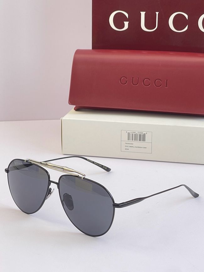 Gucci Sunglasses 821561-1