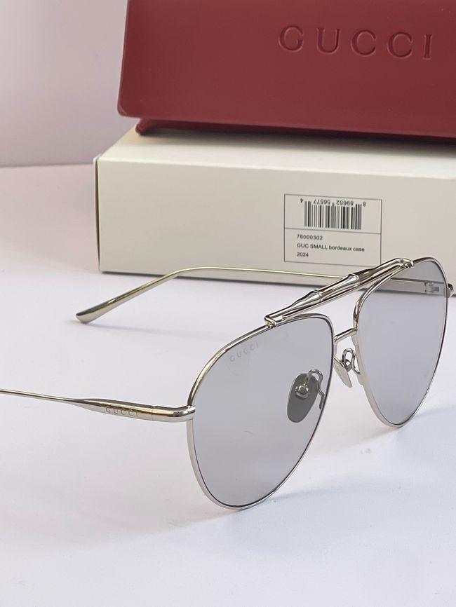 Gucci Sunglasses 821561-3