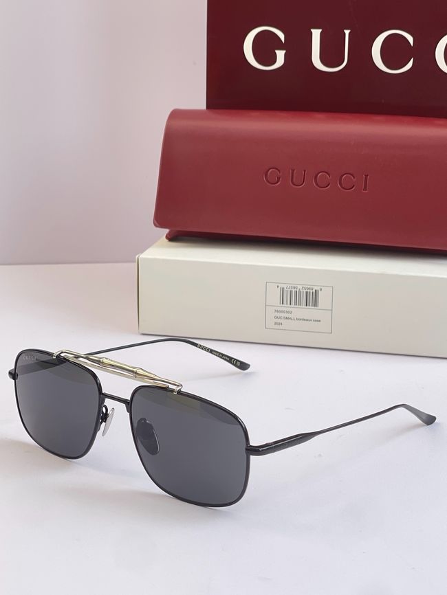 Gucci Sunglasses 821562-1