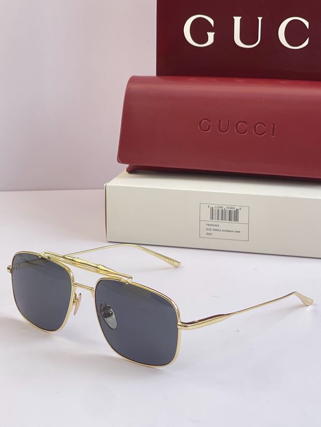 Gucci Sunglasses 821562-3