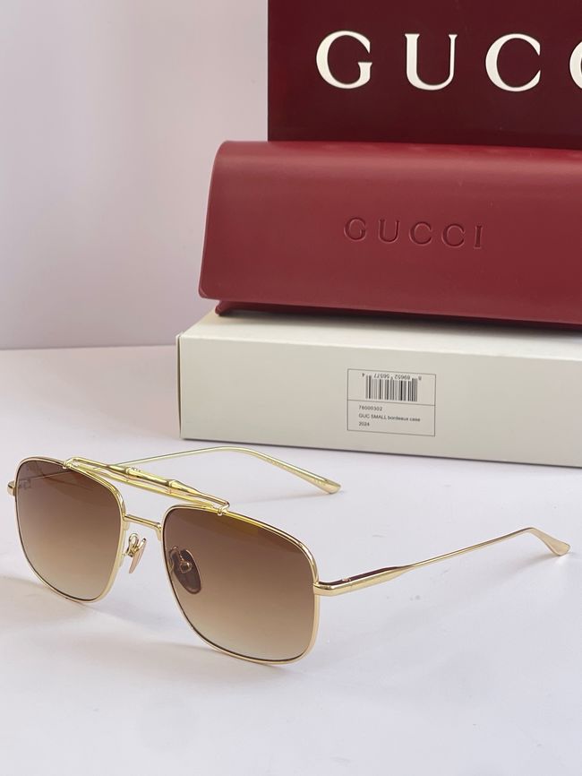 Gucci Sunglasses 821562-6