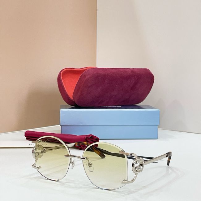 Gucci  Sunglasses 821565-1