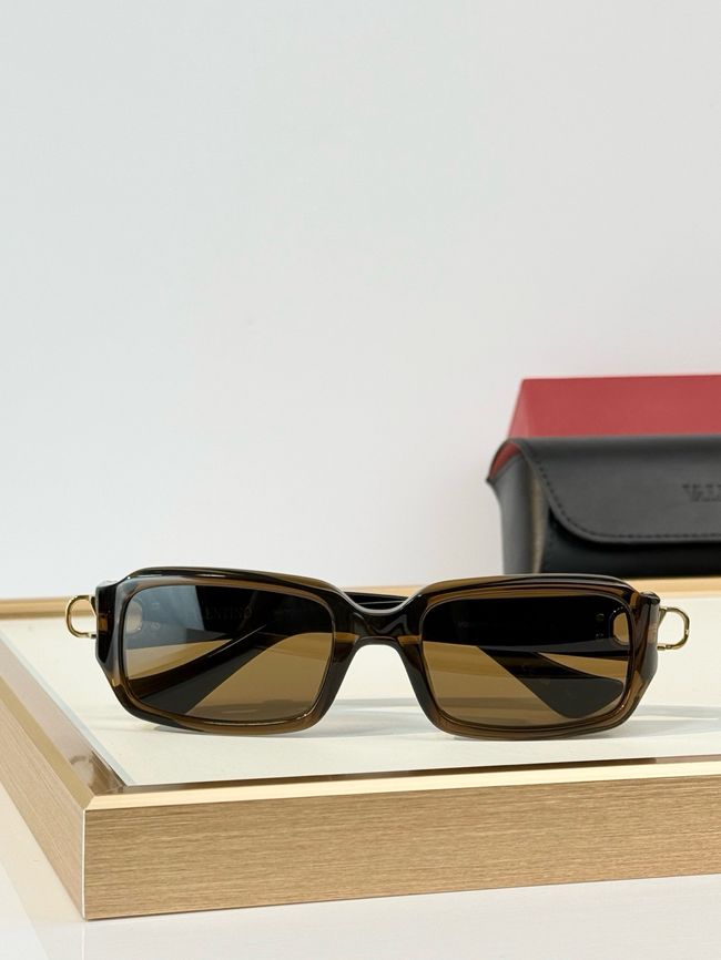 Valentino Sunglasses 821567-6 Valentino Sunglasses 821567-6