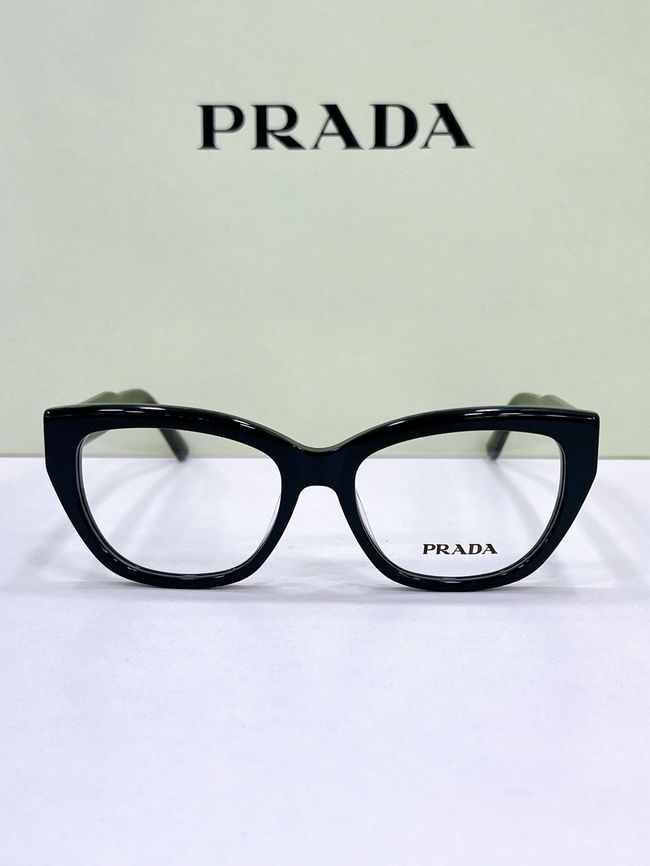 Prada Sunglasses 82169-9