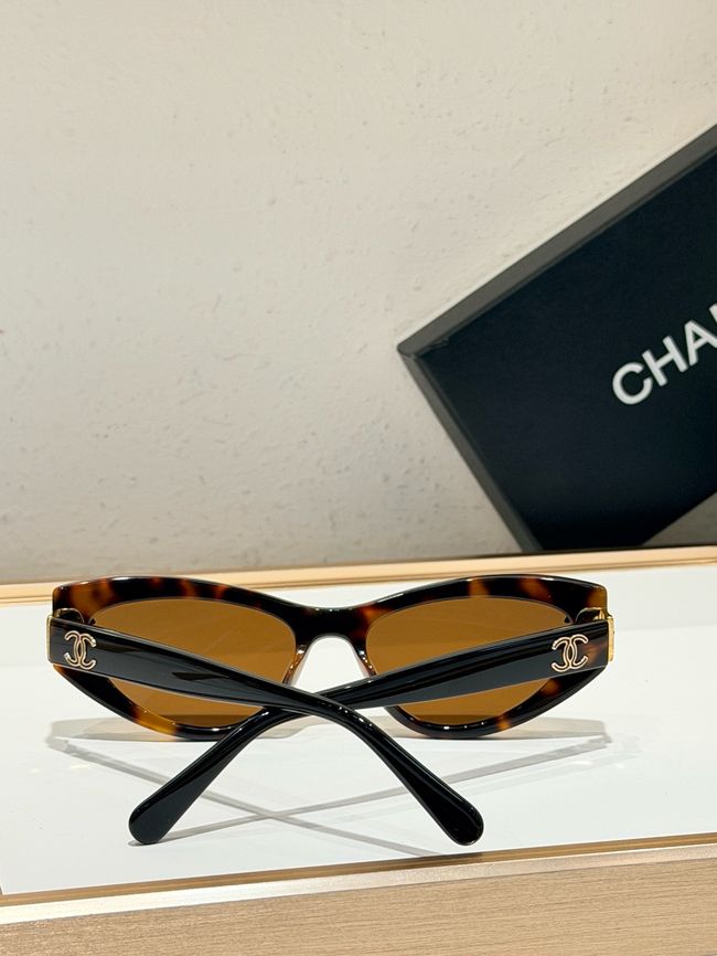 Chanel Sunglasses 821641-2