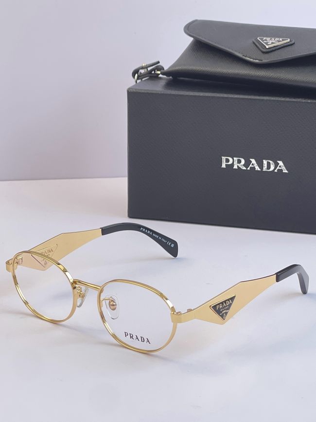 Prada Sunglasses 821637-7