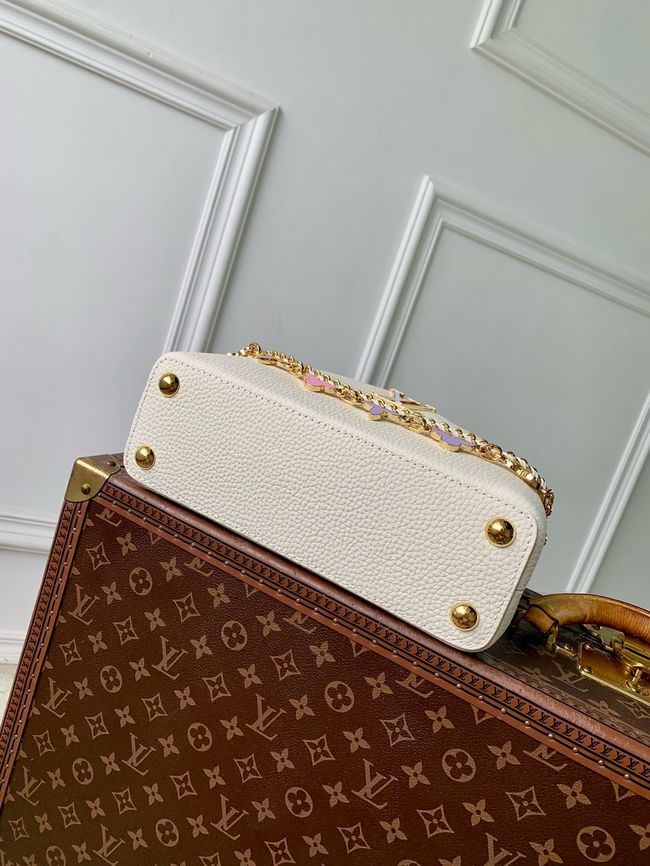 Louis Vuitton Capucines BB M29608 cream