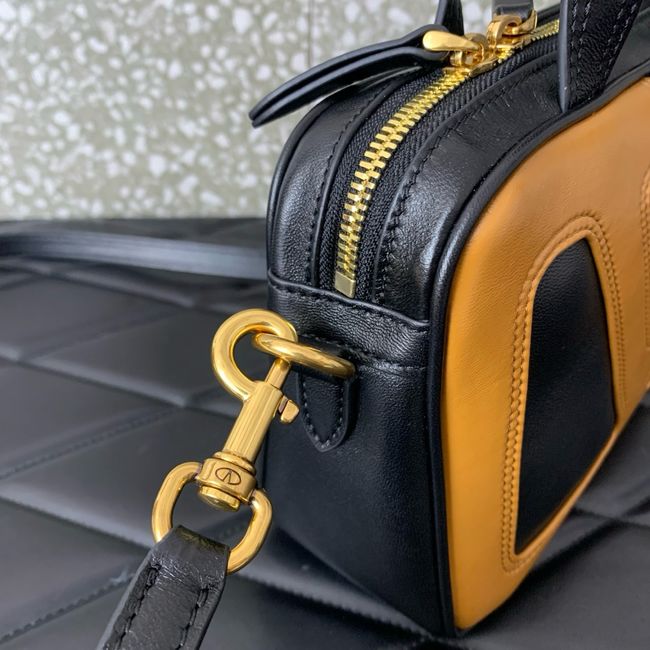 VALENTINO GARAVANI Loco Calf leather bag 0015 black&brown