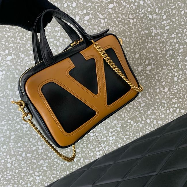 VALENTINO GARAVANI Loco Calf leather bag 0015 black&brown