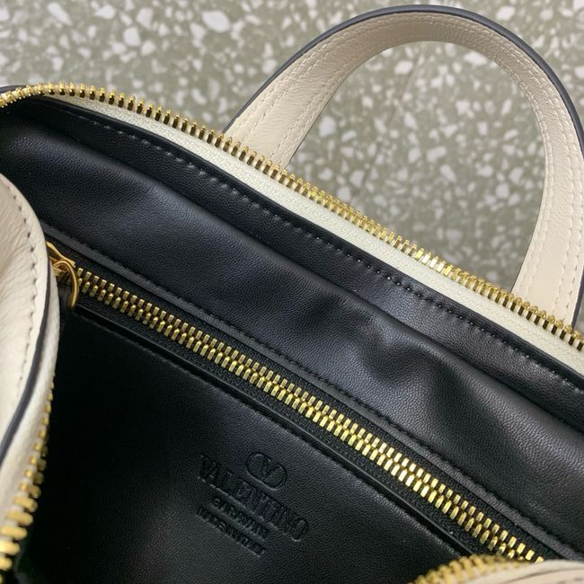 VALENTINO GARAVANI Loco Calf leather bag 0015 black&white VALENTINO GARAVANI Loco Calf leather bag 0015 black&white