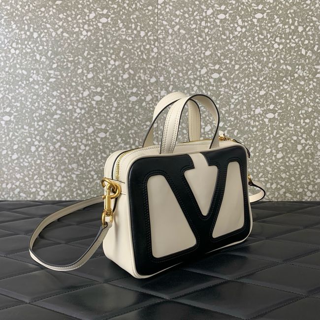VALENTINO GARAVANI Loco Calf leather bag 0015 black&white VALENTINO GARAVANI Loco Calf leather bag 0015 black&white