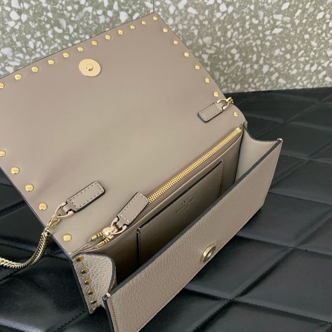 VALENTINO Rockstud calfskin chain bag SHI098 gray