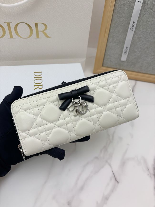 LADY DIOR LOTUS WALLET CANNAGE LAMBSKIN S2600 Beige LADY DIOR LOTUS WALLET CANNAGE LAMBSKIN S2600 Beige