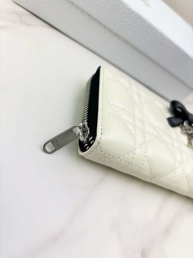 LADY DIOR LOTUS WALLET CANNAGE LAMBSKIN S2600 Beige LADY DIOR LOTUS WALLET CANNAGE LAMBSKIN S2600 Beige