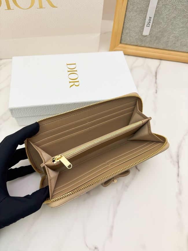 LADY DIOR LOTUS WALLET CANNAGE LAMBSKIN S2600 apricot LADY DIOR LOTUS WALLET CANNAGE LAMBSKIN S2600 apricot