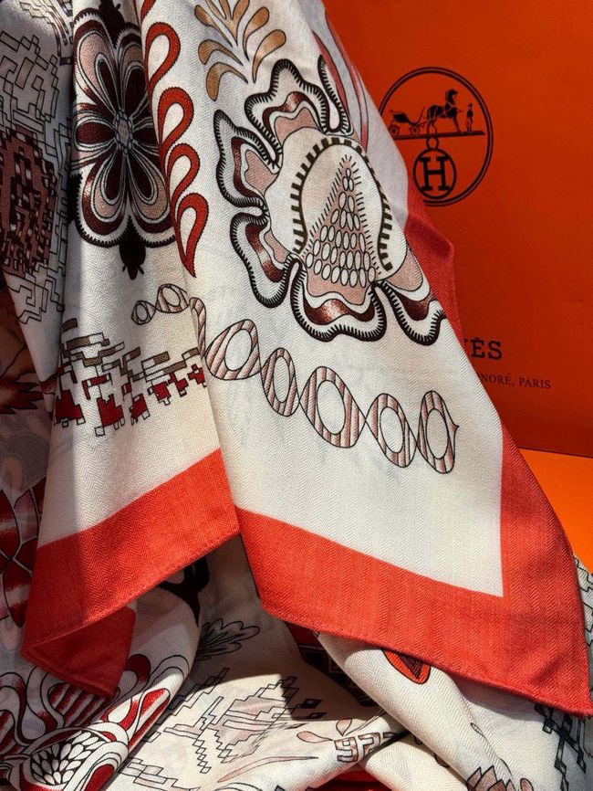 Hermes cashmere Shawl H24436-2 Hermes cashmere Shawl H24436-2