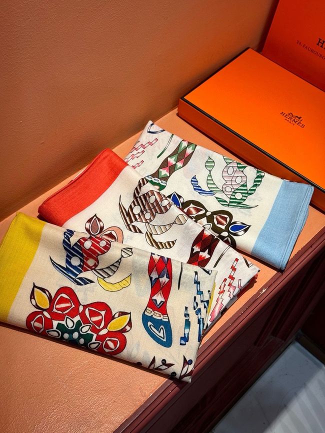 Hermes cashmere Shawl H24436-2 Hermes cashmere Shawl H24436-2