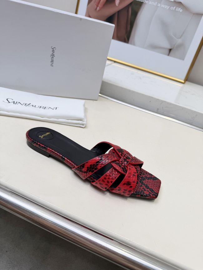 Saint Laurent tribute SANDALS in smooth leather 875936-7