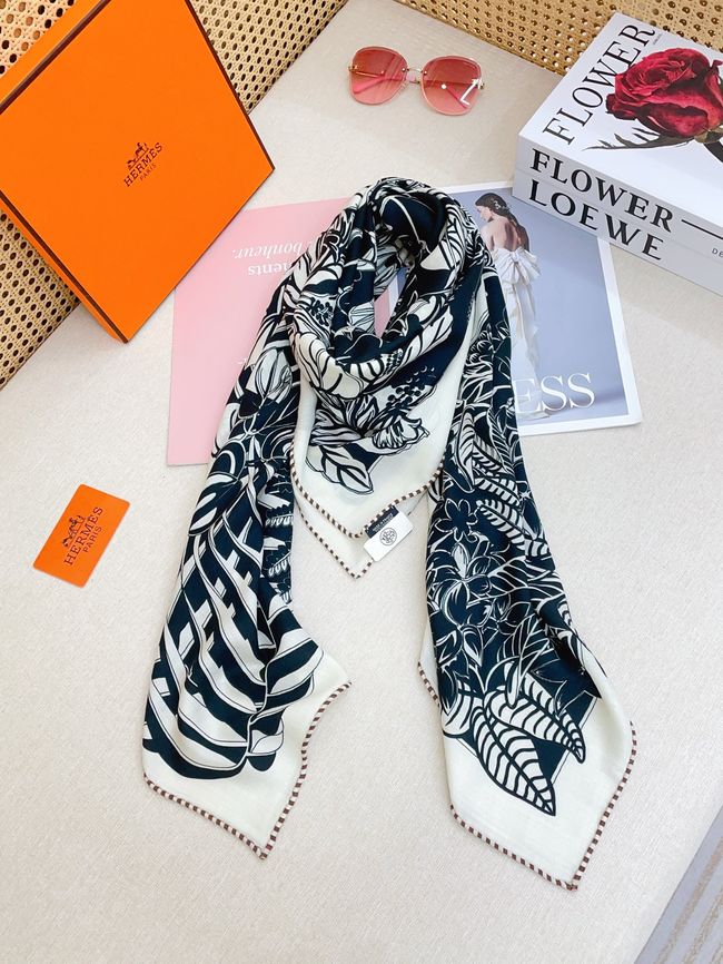 Hermes cashmere Shawl H36117-1 Hermes cashmere Shawl H36117-1