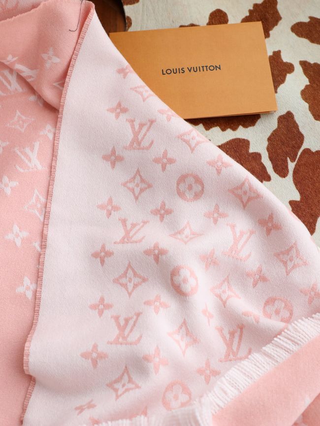 Louis Vuitton New Forevergram Scarf M9A253-4 Louis Vuitton New Forevergram Scarf M9A253-4