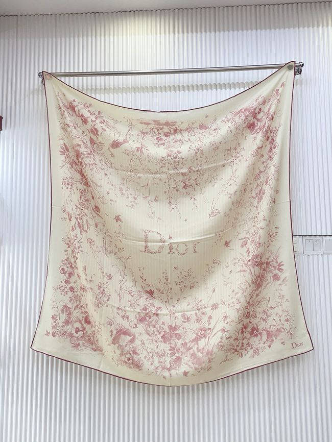 Dior Oblique Shawl Wool and Silk Jacquard I1061-2 Dior Oblique Shawl Wool and Silk Jacquard I1061-2