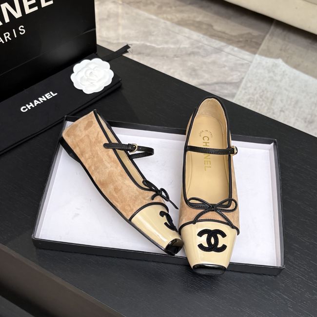 Chanel Mary Janes G47640-1