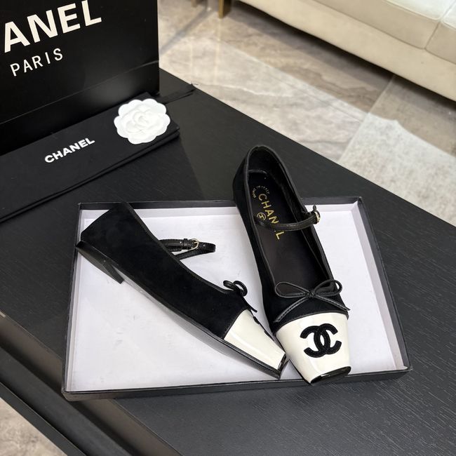 Chanel Mary Janes G47640-7