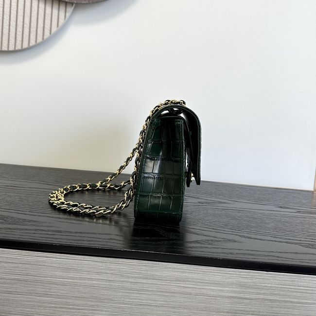 Chanel Small Flap Bag Crocodile Embossed 1112 green&gold Chanel Small Flap Bag Crocodile Embossed 1112 green&gold